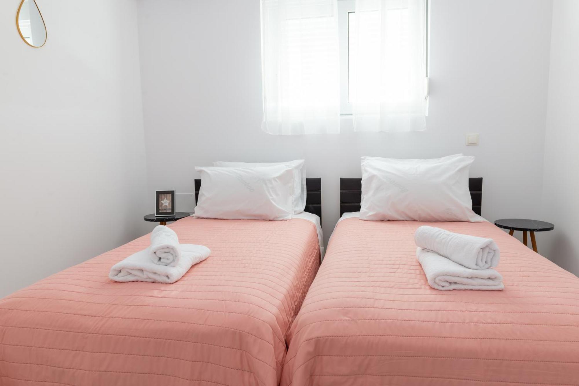 Katerina & Stefanos Family Apartments 아크앤젤로스 외부 사진